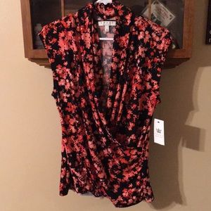 Chaus New York (wrap top)